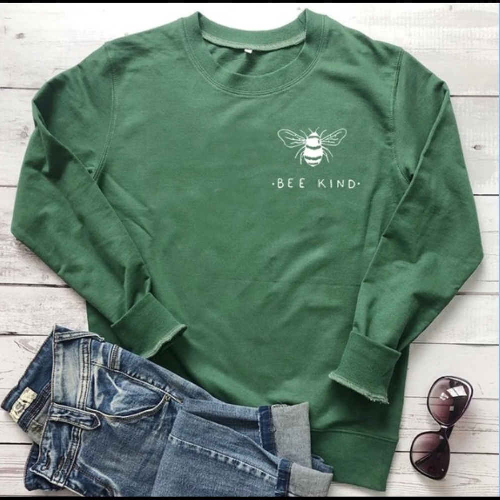 🛍 BEE KIND SWEATSHIRT 🛍
